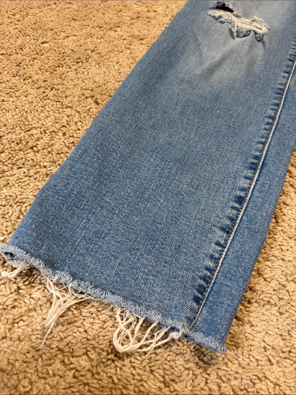 Levi’s Premium Ribcage Straight Ankle Women’s Jeans Sz 24 Distressed - Picture 2 of 7